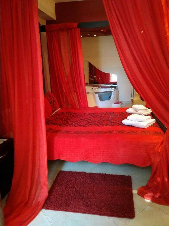 Neraides Hotel Loutraki  Ngoại thất bức ảnh